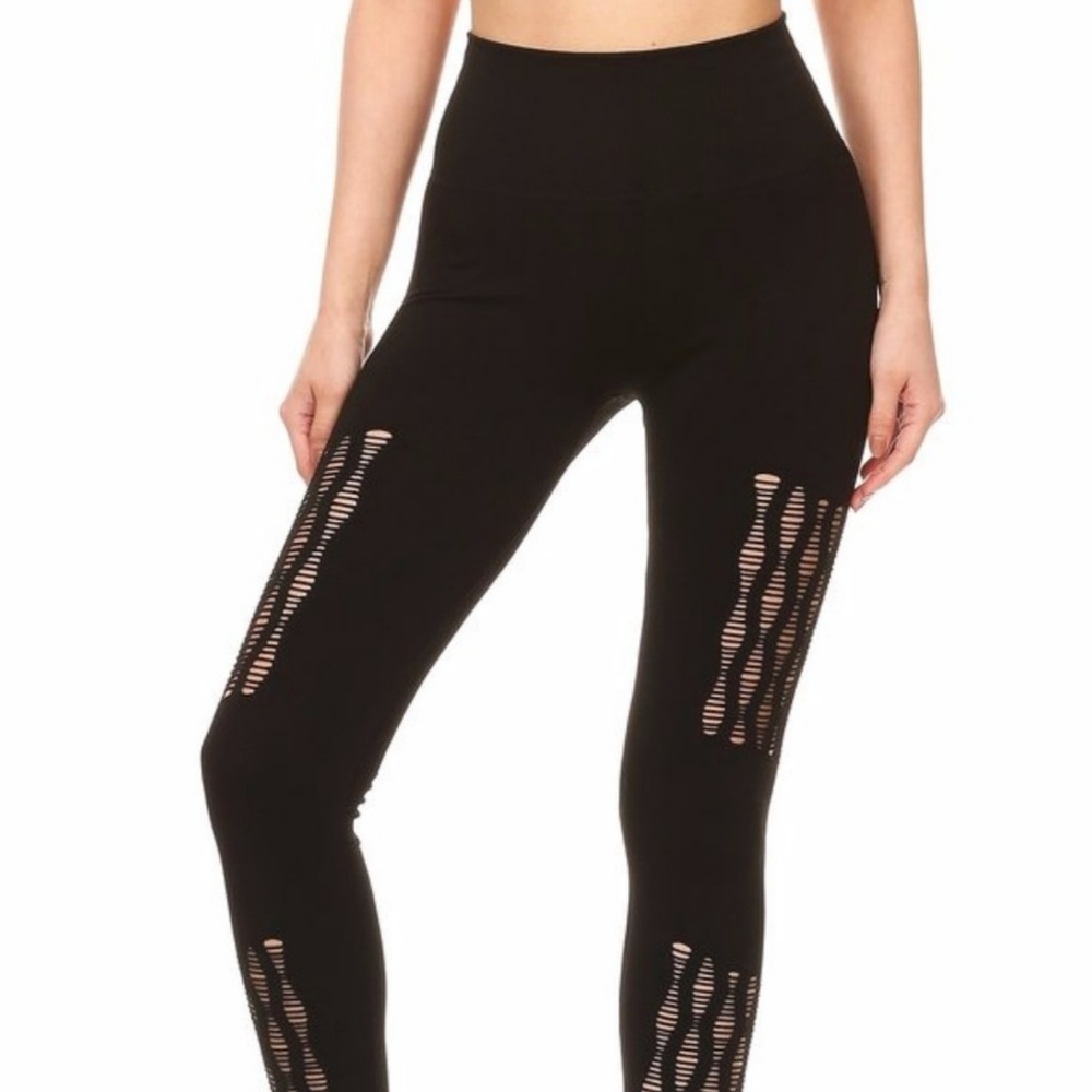 Black High Waisted Yoga Pants - Picture 5 of 5